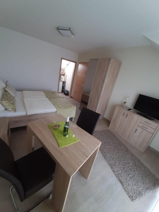 Casa La Vino Apartman Leiwen Kültér fotó