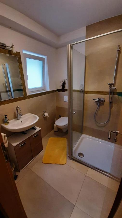 Casa La Vino Apartman Leiwen Kültér fotó