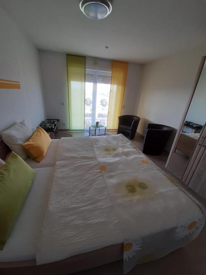 Casa La Vino Apartman Leiwen Kültér fotó