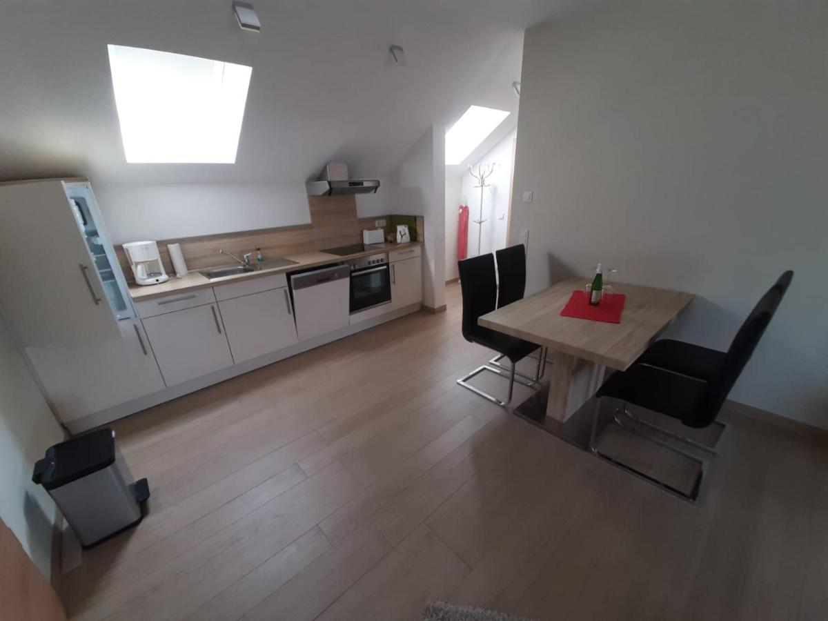 Casa La Vino Apartman Leiwen Kültér fotó