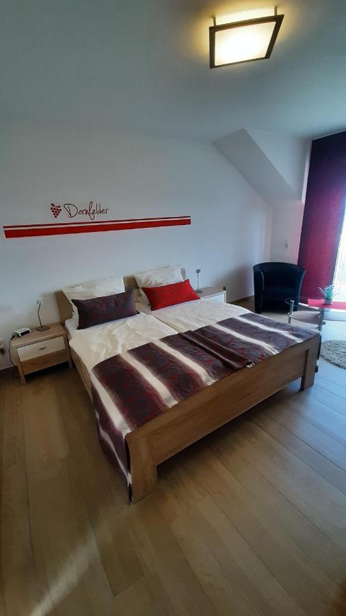 Casa La Vino Apartman Leiwen Kültér fotó
