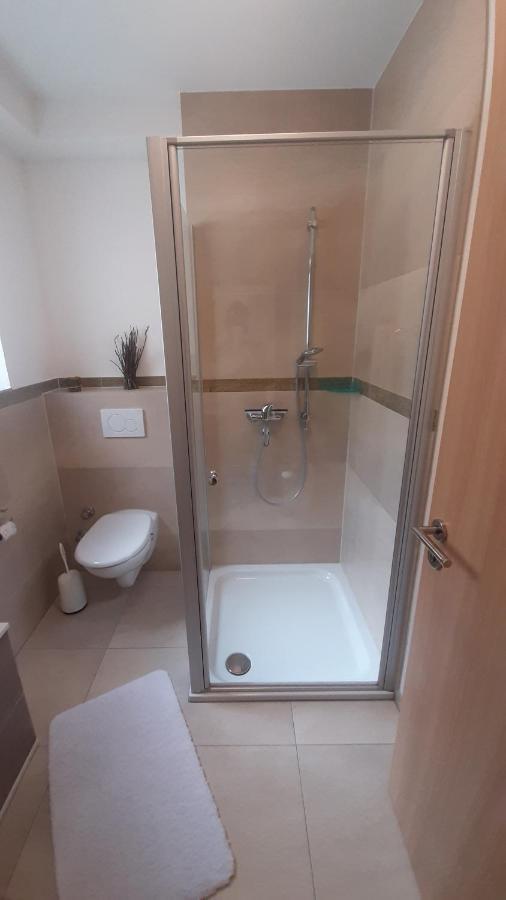 Casa La Vino Apartman Leiwen Kültér fotó
